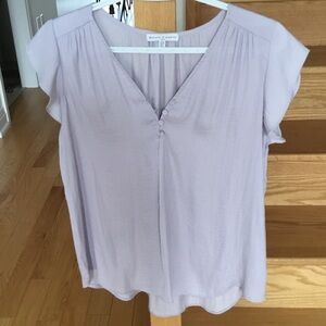 Madison d’Amelie Lavender V-Neck Cap Sleeve Blouse